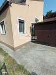 OCAZIE - Apartament la casa cu 1 camera,Parcare in curte,DECEBAL-DACIA