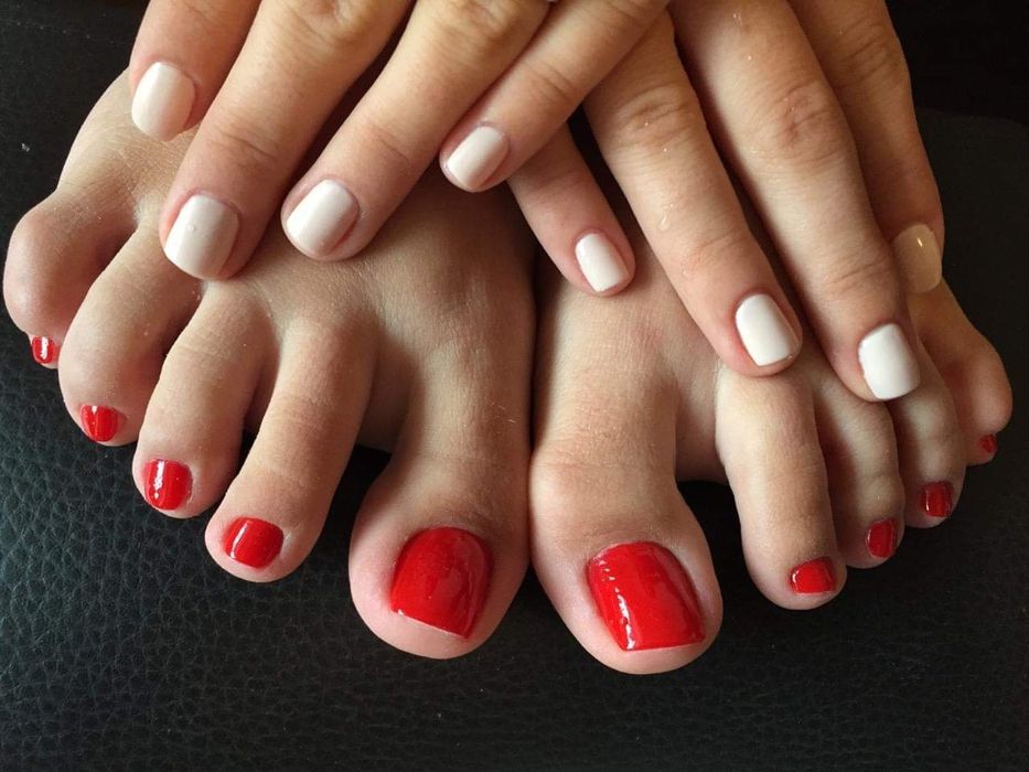 IAȘI - LA DOMICILIUL TĂU! Manichiură/pedichiură clasică și epilat