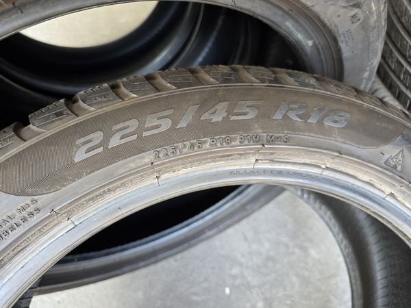 225/45/18 PIRELLI 4бр