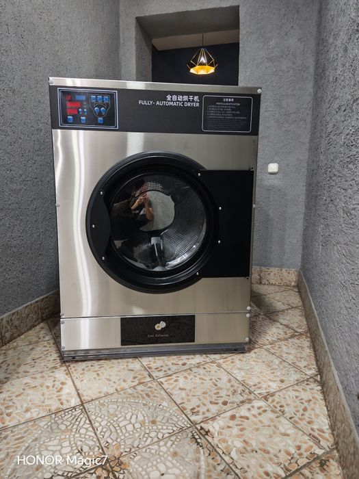 Промышленноя стиральная машинка