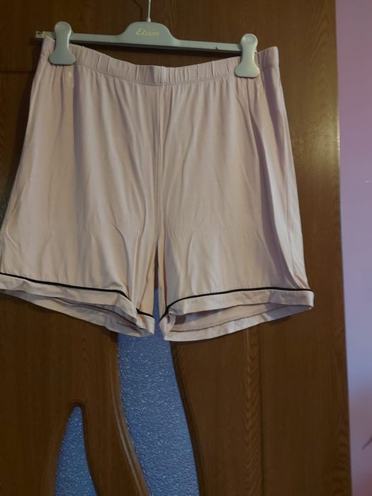 Vând Pijamale Dama Mărimea XL Noi