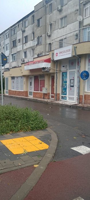 Spatiu comercial, bulevardul Cosminului
