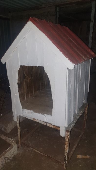 Продам домик для собак