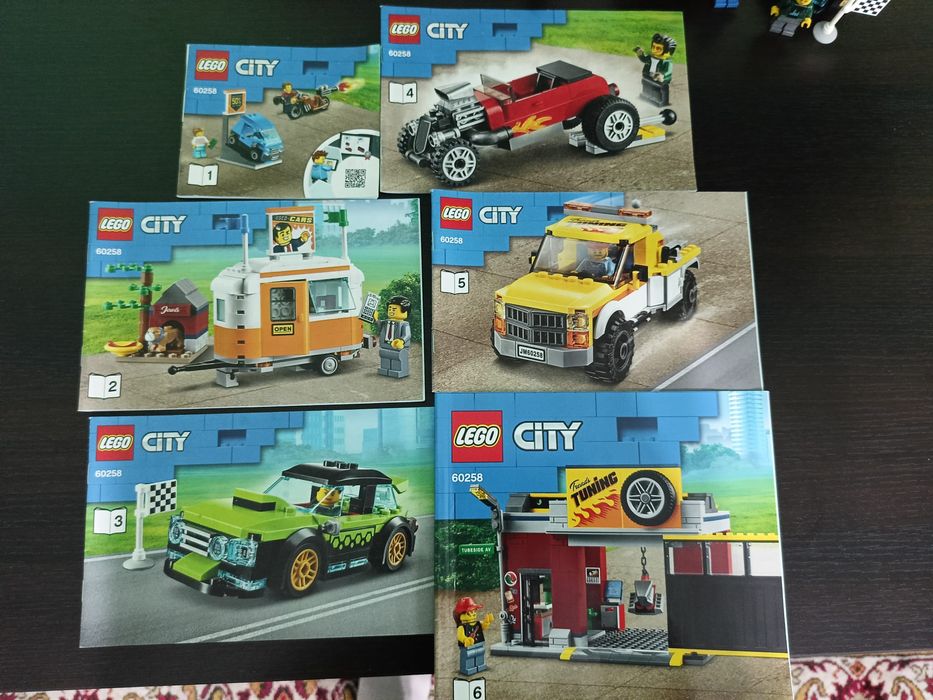 Vând LEGO City Atelier de tuning (60258)