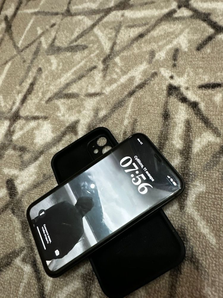 Iphone 11 очень в хорошом состояний