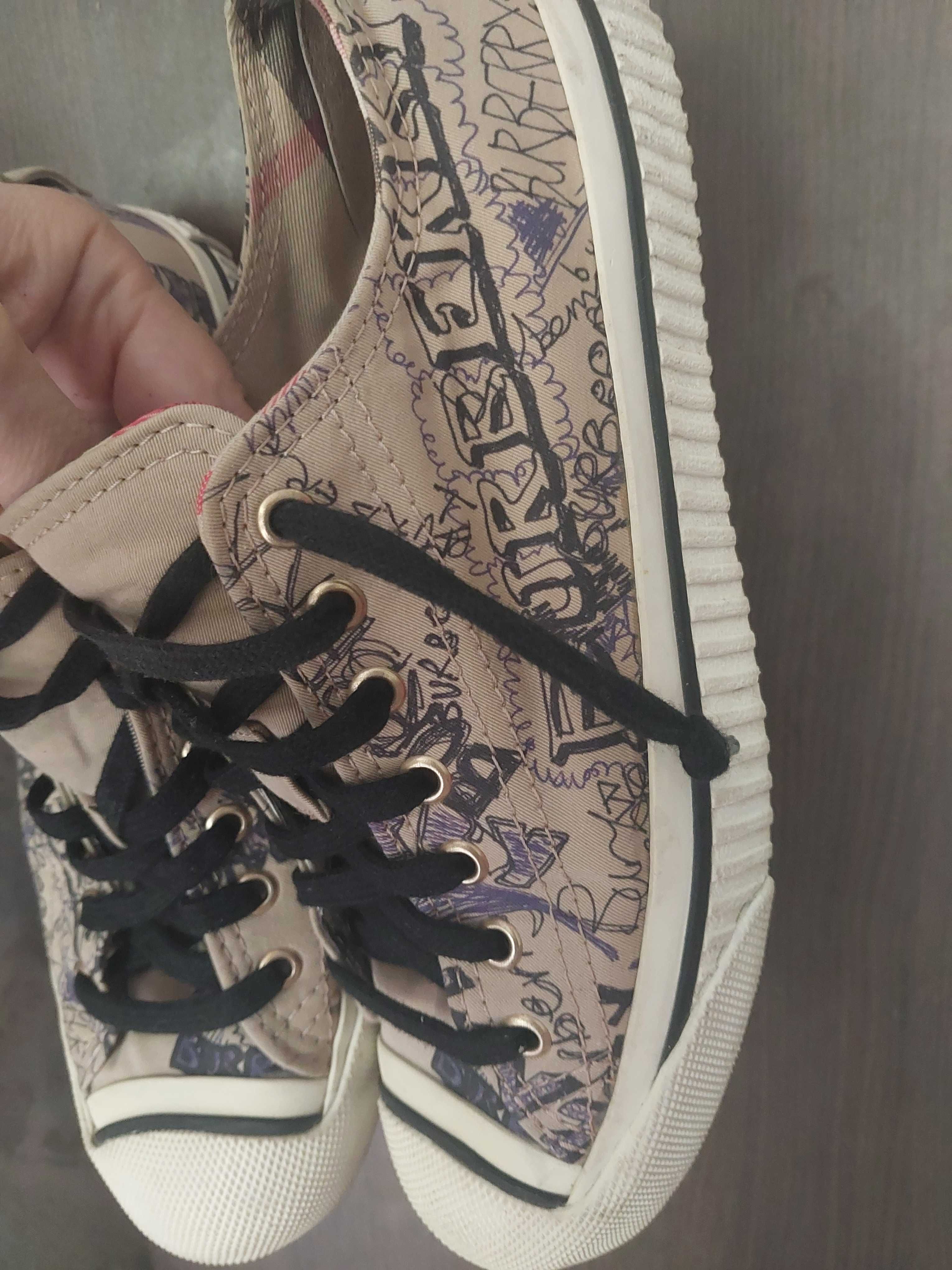 Burberry Original Size 39 Стелка 25 см.
