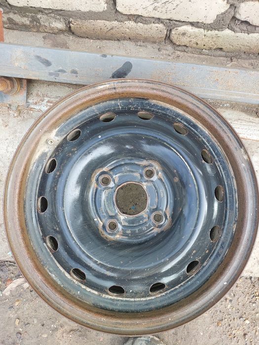 Диски 4 штук на r 15.разболтовка составляет 4x114.3