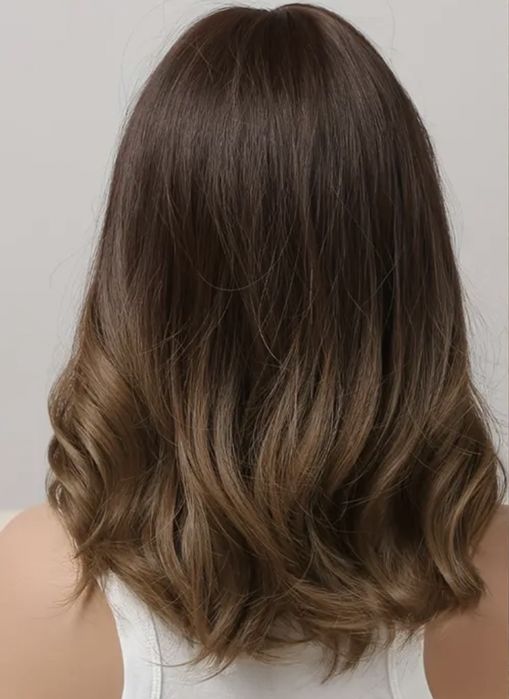 Peruca superba satena