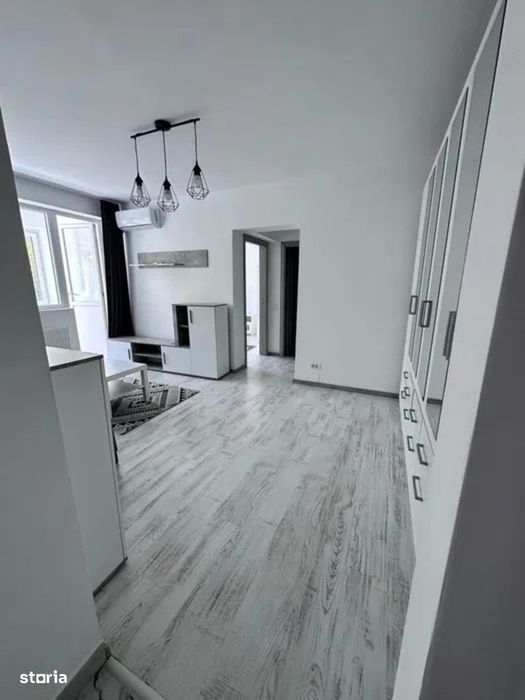 Apartament 2 camere Pajura, metrou Jiului, Centrala Proprie, et.2/3