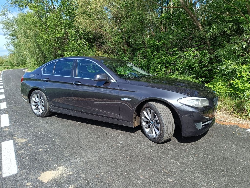 BMW F10, 2013, 2.0 d, 184 cai, ZF sport, padele