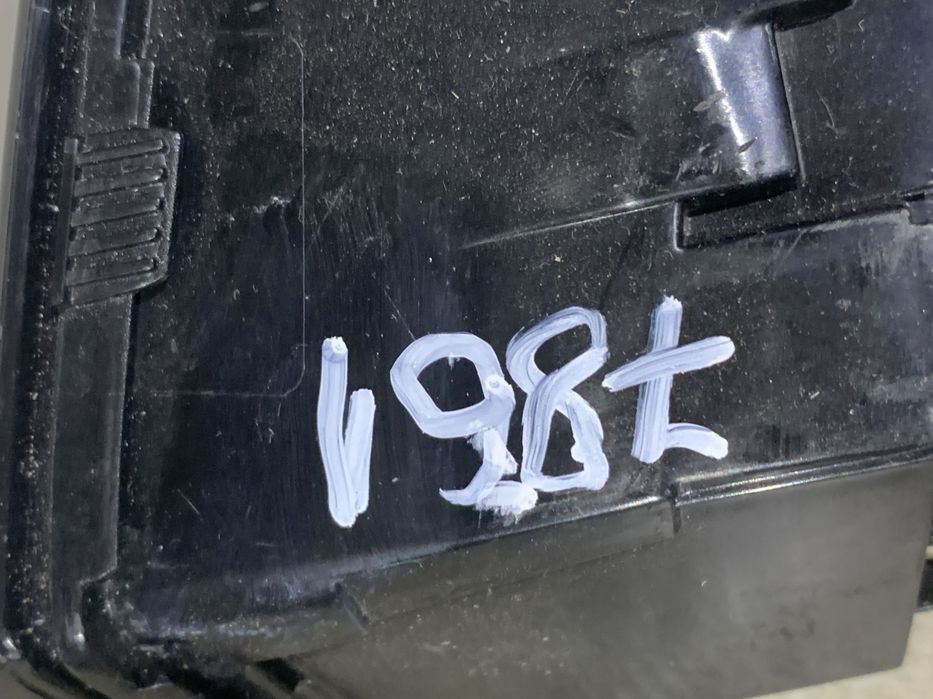 Stop stanga spate pe hayon, Peugeot 308, 2021, 2022, 2023, 2024, cod origine OE 9835300680.