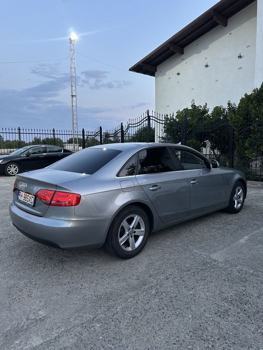 Vand Audi A4 B8 1.8 T Benzina Adusa recent