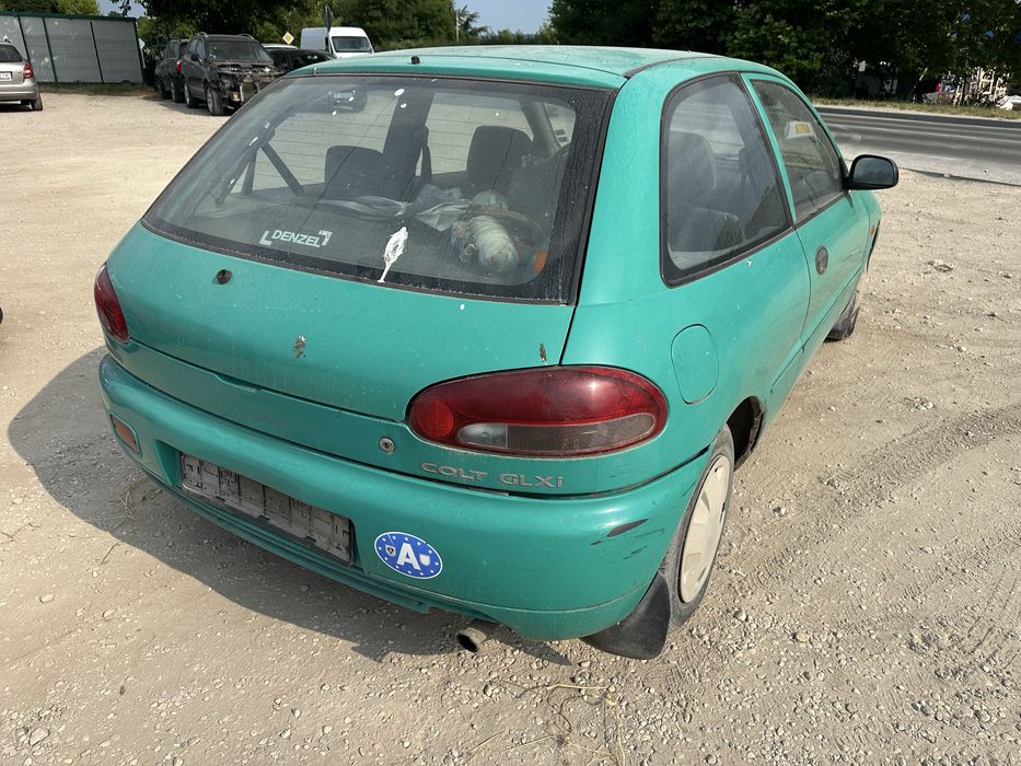 Митсубиши Колт 1.3i - На Части!!!