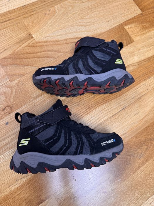 Vand ghete impermeabile Sketchers, marimea 28
