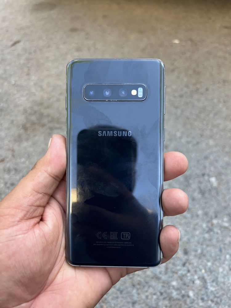 Samsung S10 версия 11