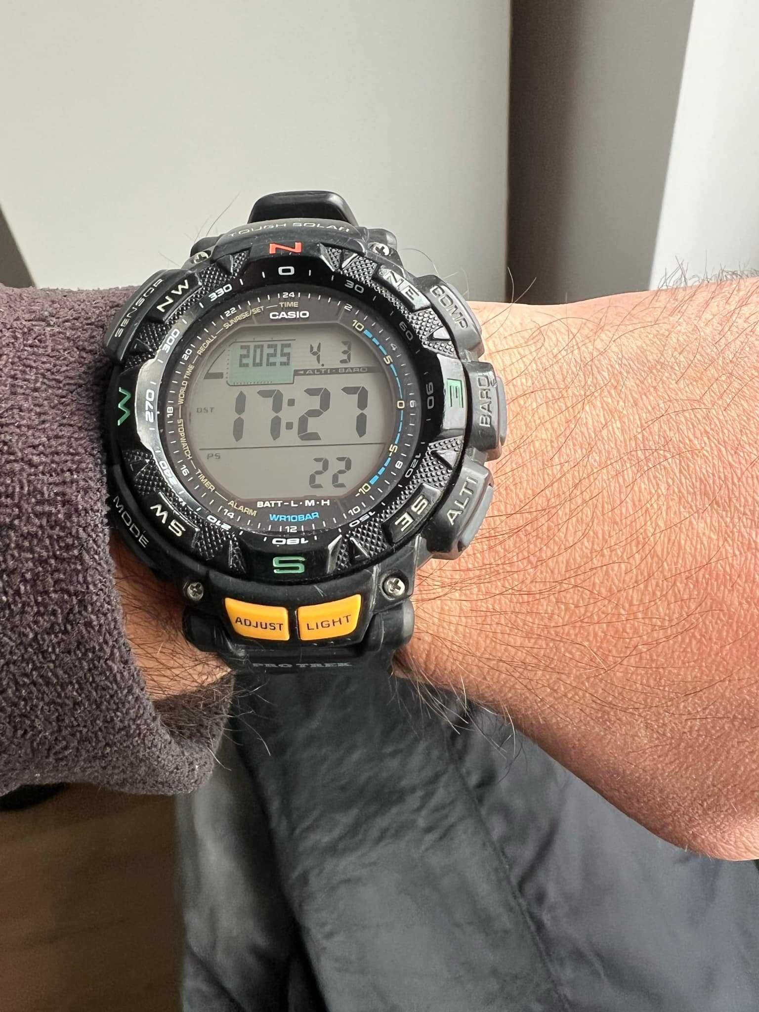 Ceas Casio Pro Trek PRG-240 alimentare solara,busola,barometru,busola