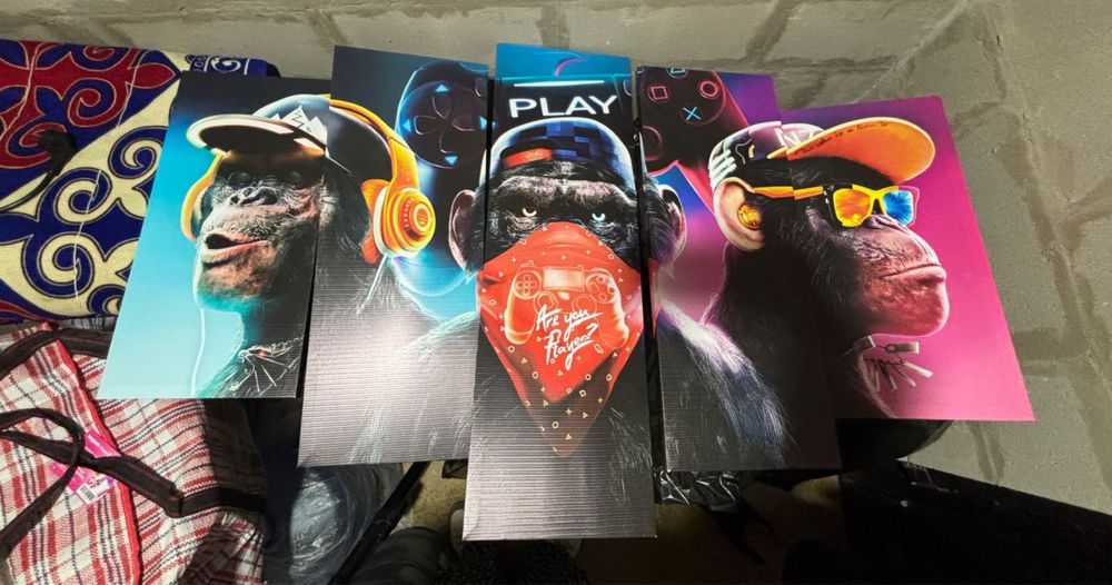 Продам картину с обезьянами