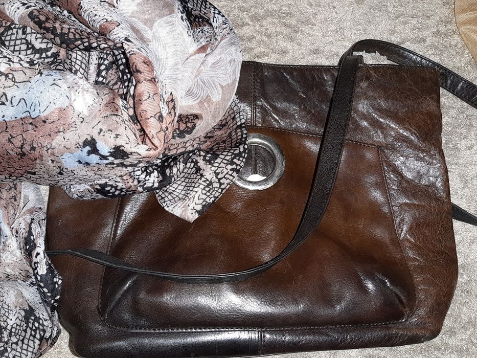 Разпродажба-Естествена кожа чанти