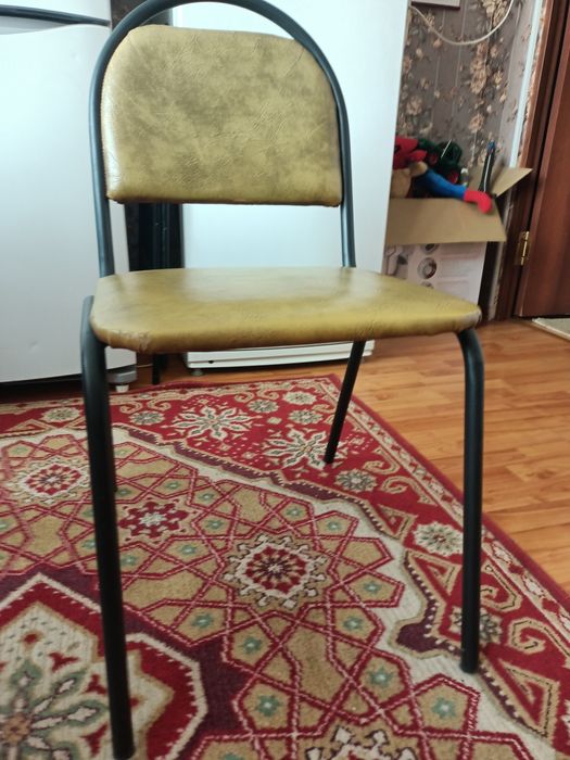 Стулья количество 4 шт