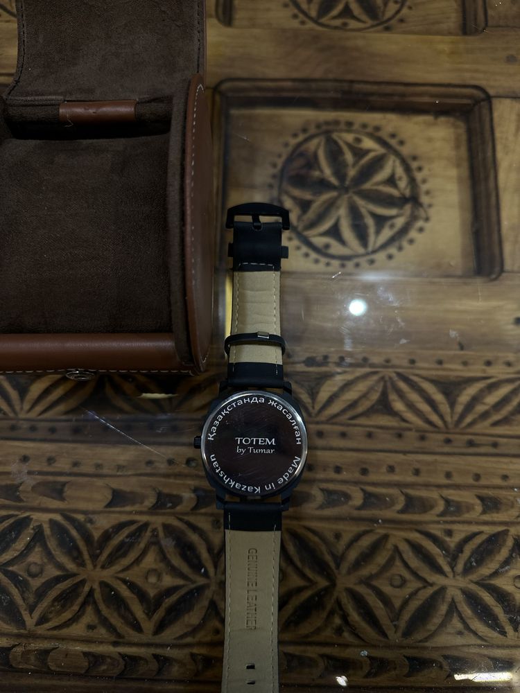 Часы Totem от Tumar