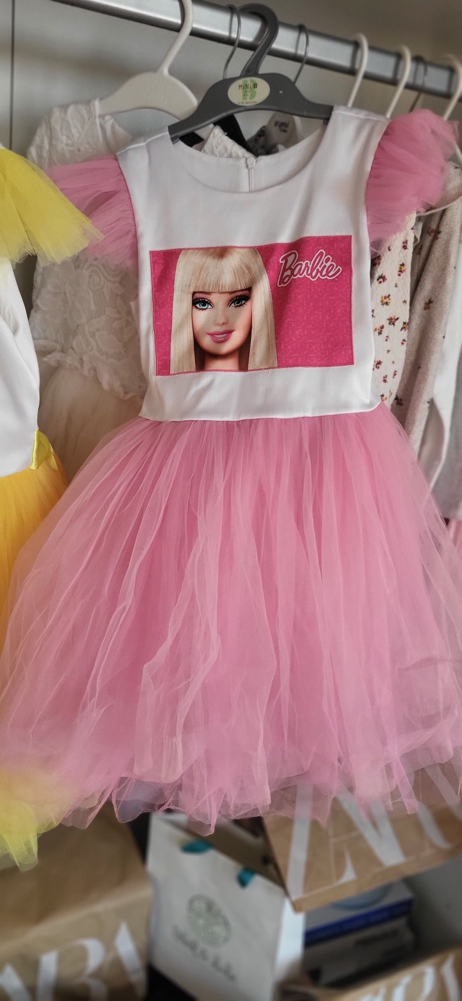 Детски рокли 110,116,122, Zara и др.