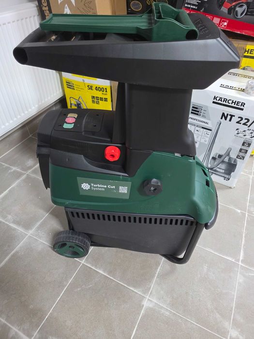 Bosch AXT 25 TC tocator de gradina electric 230 V