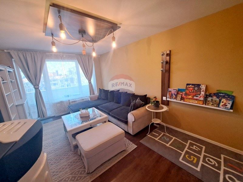 Продава се Тристаен апартамент в Варна, Кайсиева градина - 92 кв.м за 1685 €/кв.м - Снимка #8