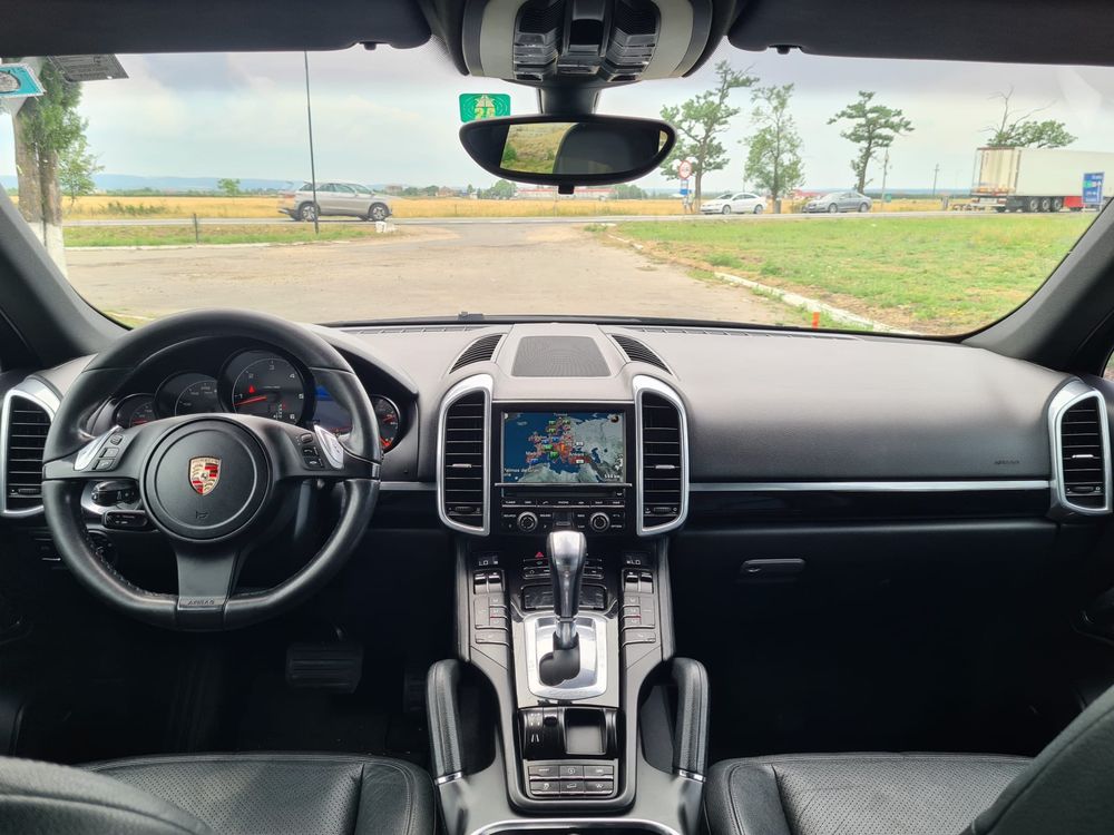 Porsche Cayenne 3.0 239CP CASA