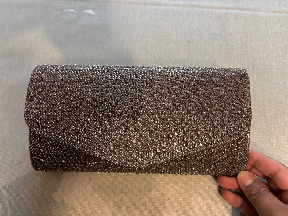 сумочка клач новая