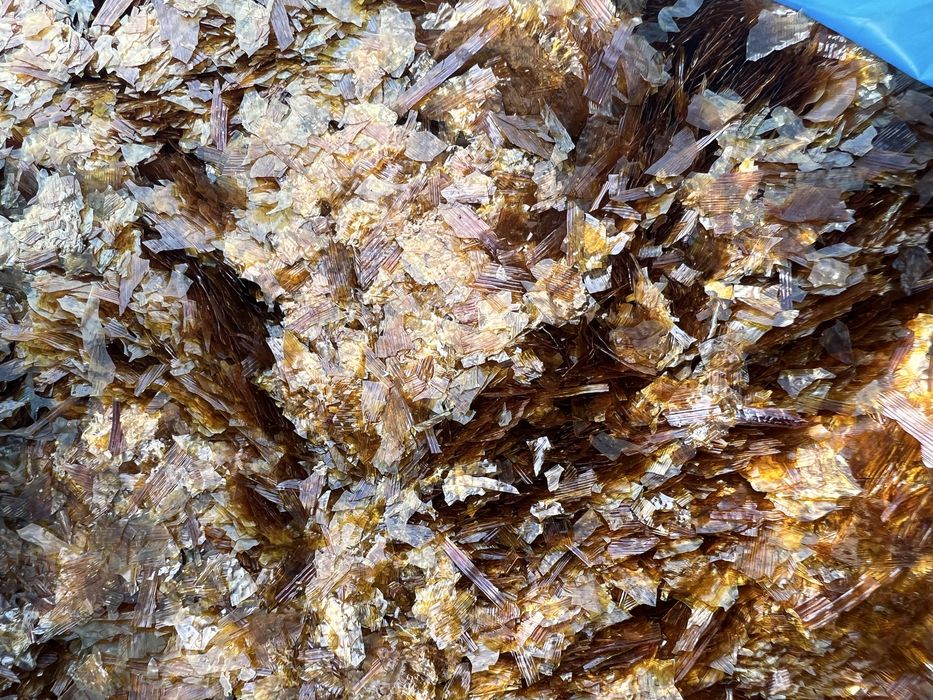 Serlac/shellac fulgi