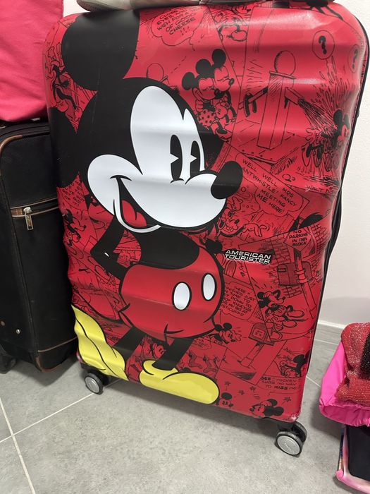 Куфери, цена 50 лв. Има драскотини