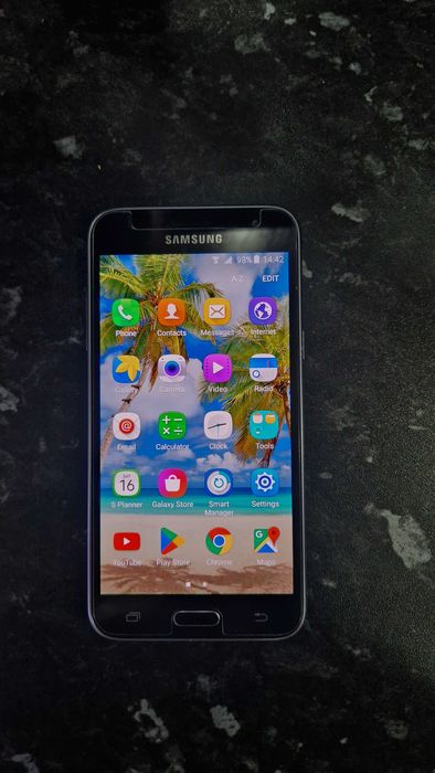 Vand Telefon Mobil Samsung J3 cu 4G/LTE !! Liber Retea !! la 200lei