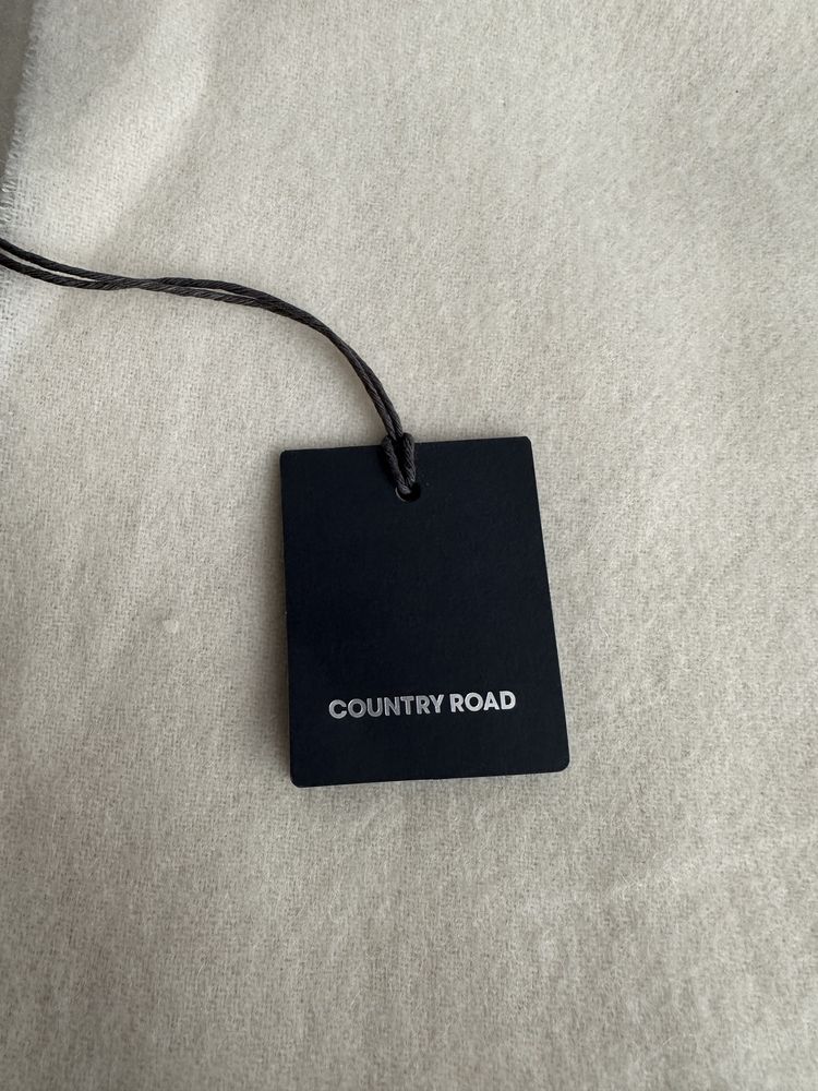Country road шал