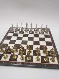 Set șah metalic figurine egiptene
