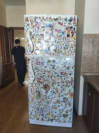Холодильник б/у фирмы LG