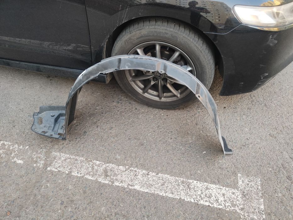 Левый подкрыльник Хонда Одиссей rb1