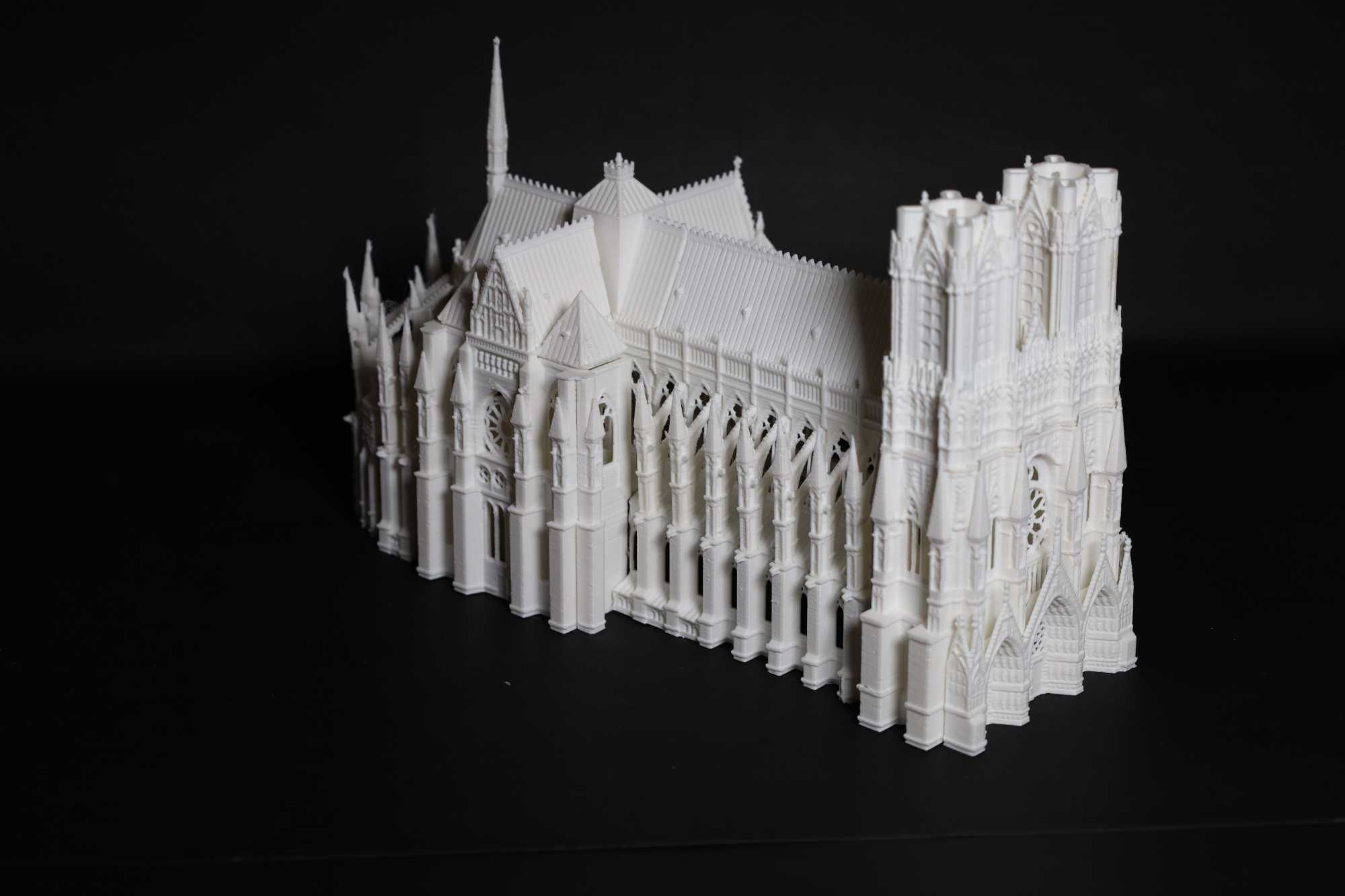 Machete monumente istorice -Catedrala Notre-Dame din Paris(Puzzle 3d)