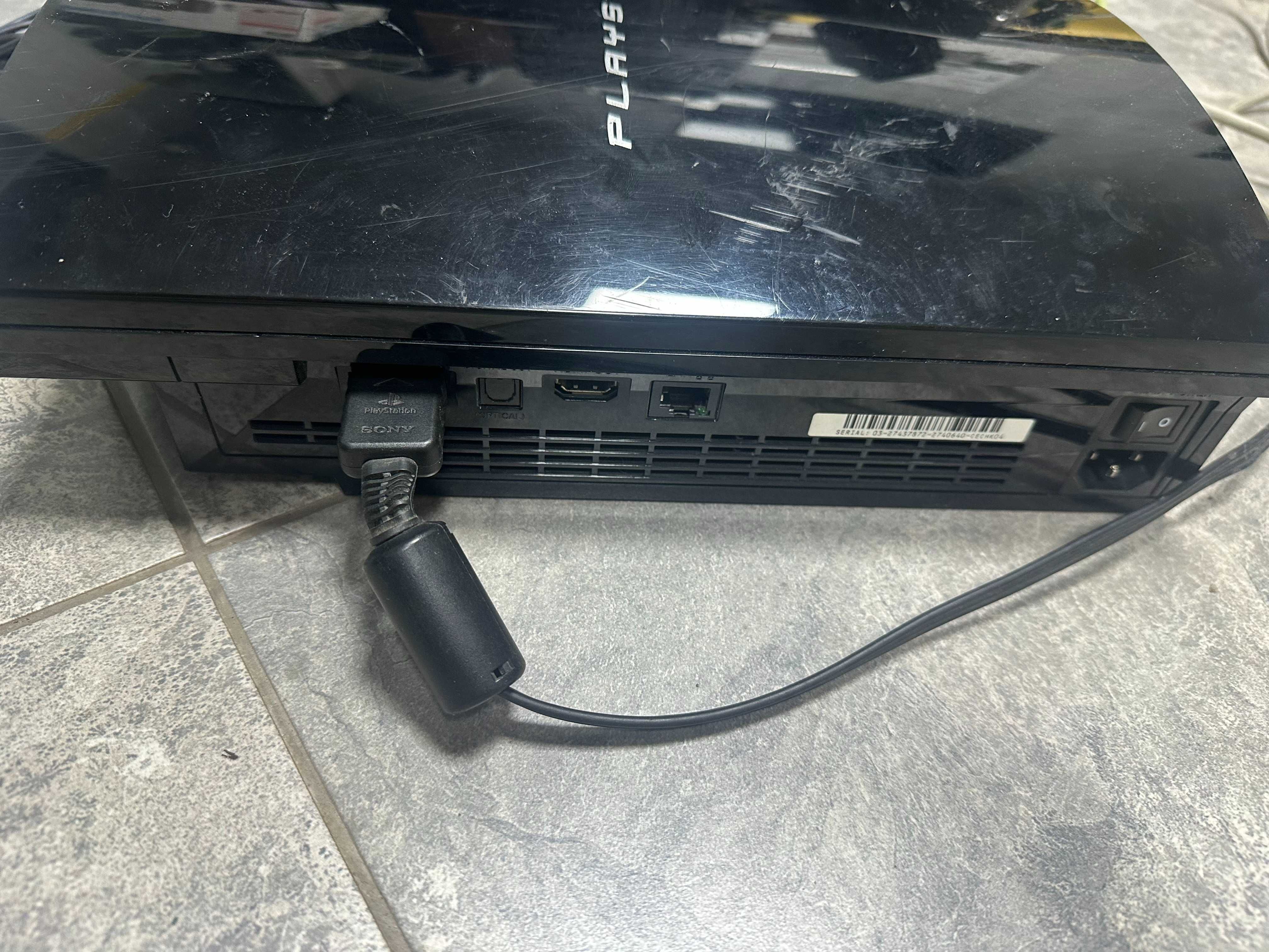 PlayStation 3 500GB /ps3 с два джойстика и игри