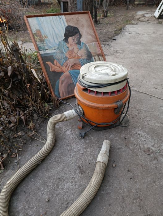 Пылесос уралец СССР винтаж редкость