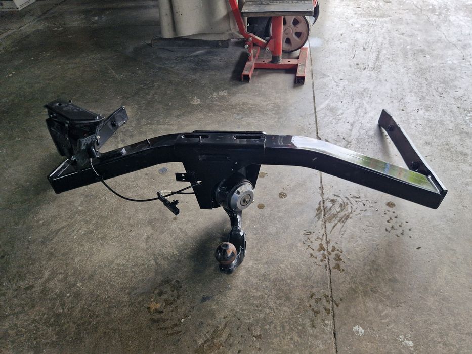 Cărlig remorcare rabatabil electric pt.Tiguan