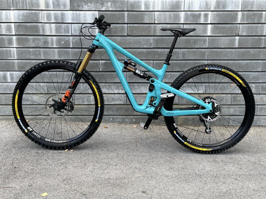 Планински карбонов велосипед YETI SB150 (M-L размер)
