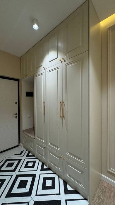 Samarqand darvoza sotiladi srochno