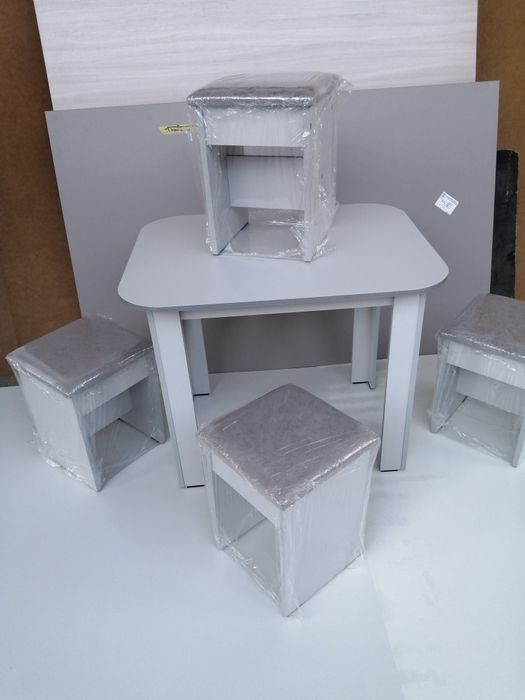 Продаются новые кухонные столы, табуретки от производителя.