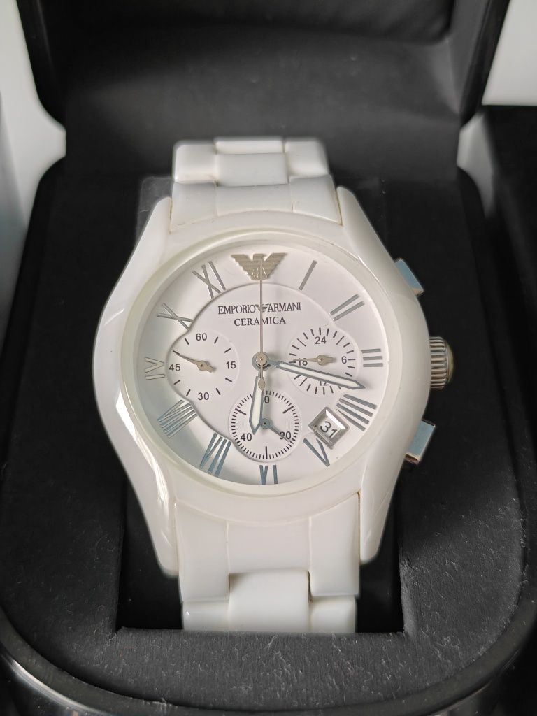 Мъжки ръчни часовници Emporio Armani Ceramica Chronograph AR1400  и AR