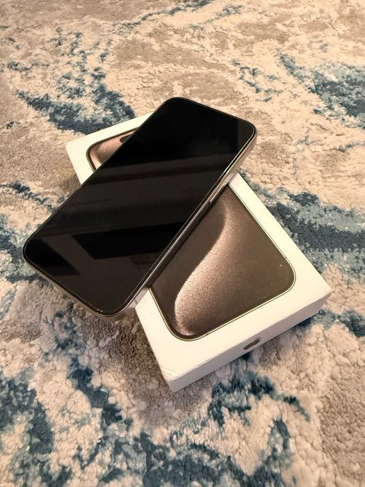 Iphone 15 Pro Titanium 128 - Garantie mai 2026