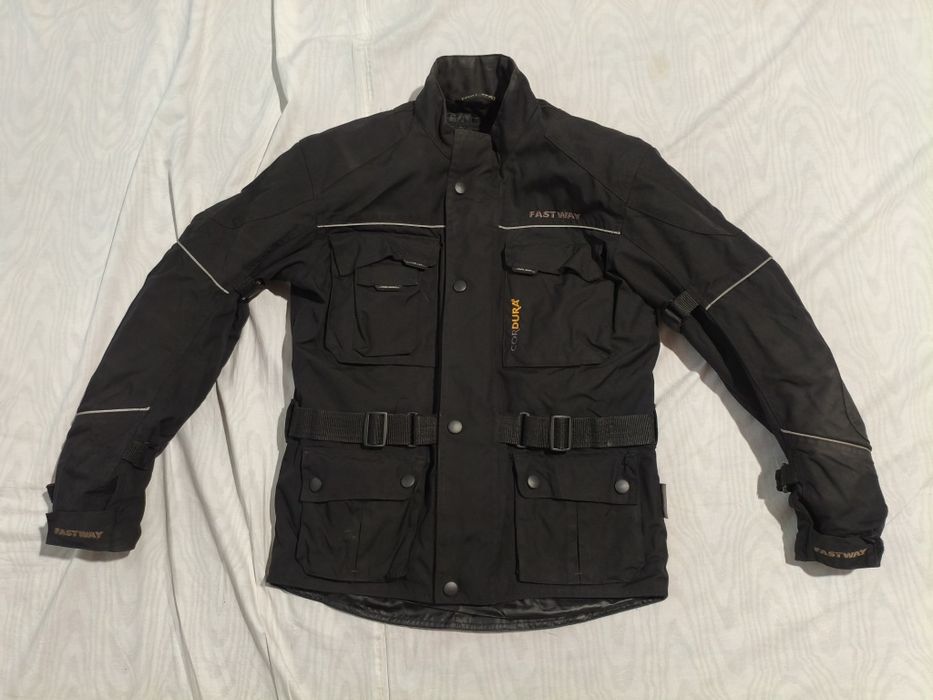 Vând geaca Fast Way Cordura mărime M căptușeală detașabilă protectii