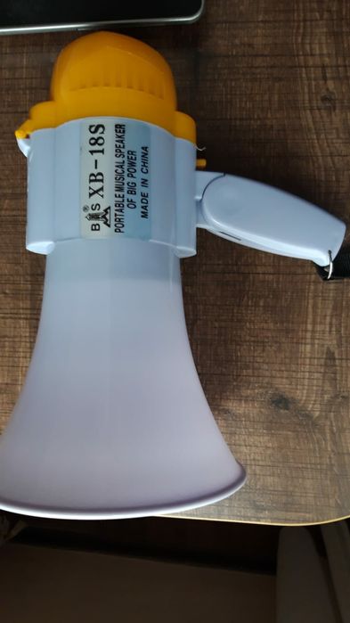 Portavoce, megafon cu acumulator. Inregistrare. Redare. Noua!