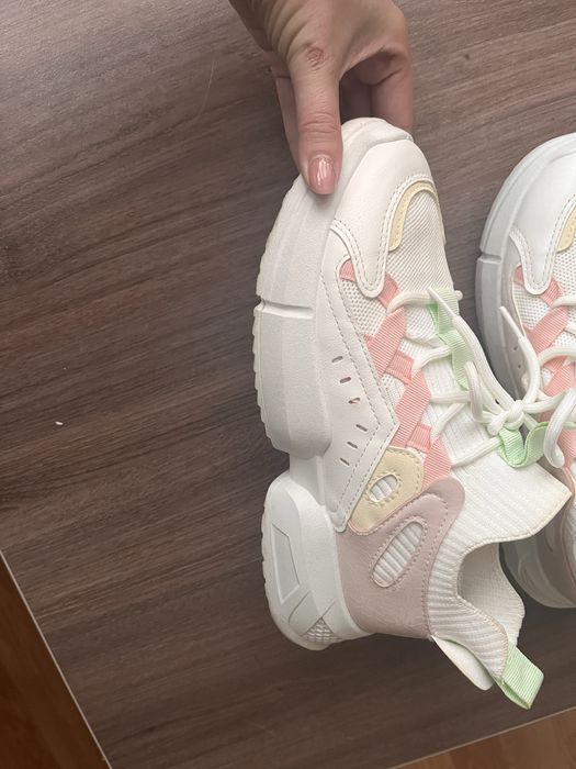 Дамски маратонки