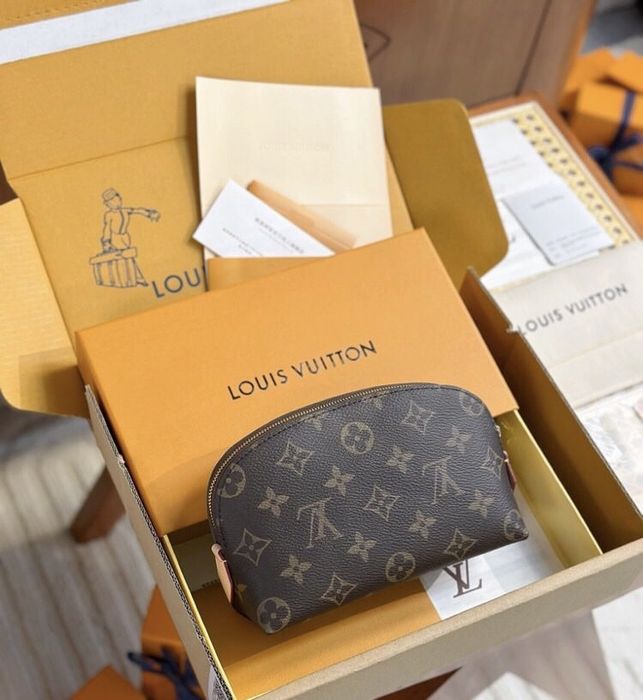 Несесер за гримове louis vuitton