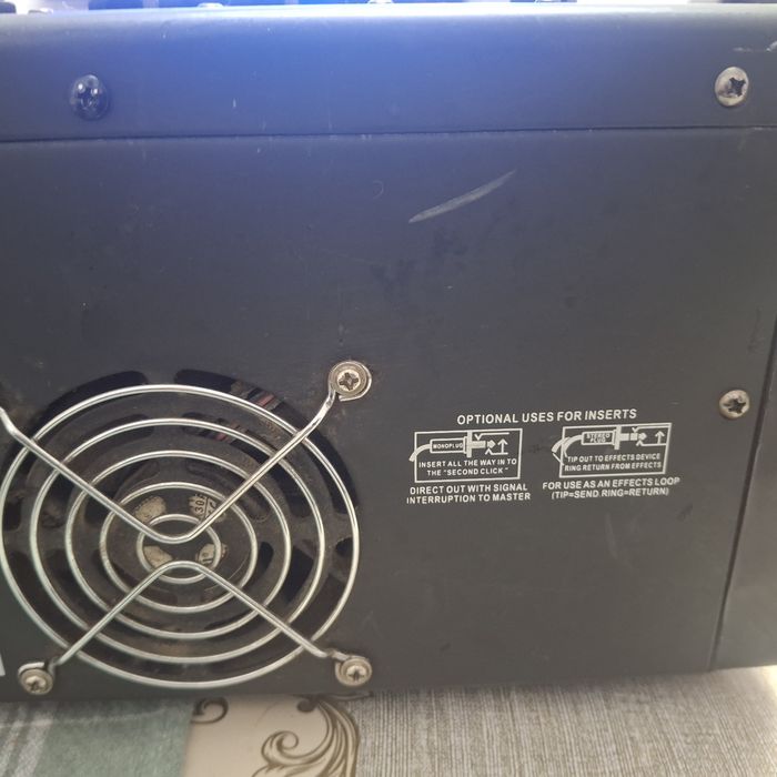 Vand mixer activ yamaha emx 2000